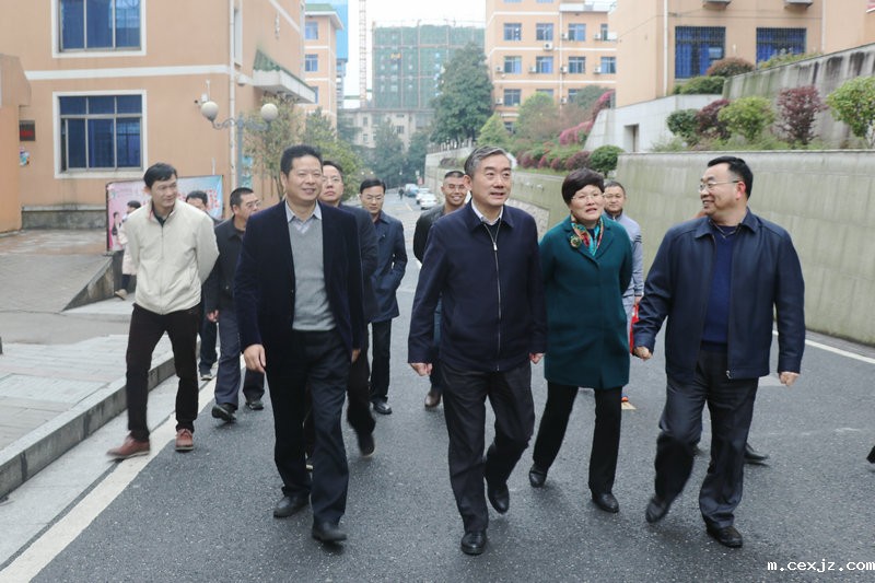 省教育厅厅长蒋昌忠一行来我校调研