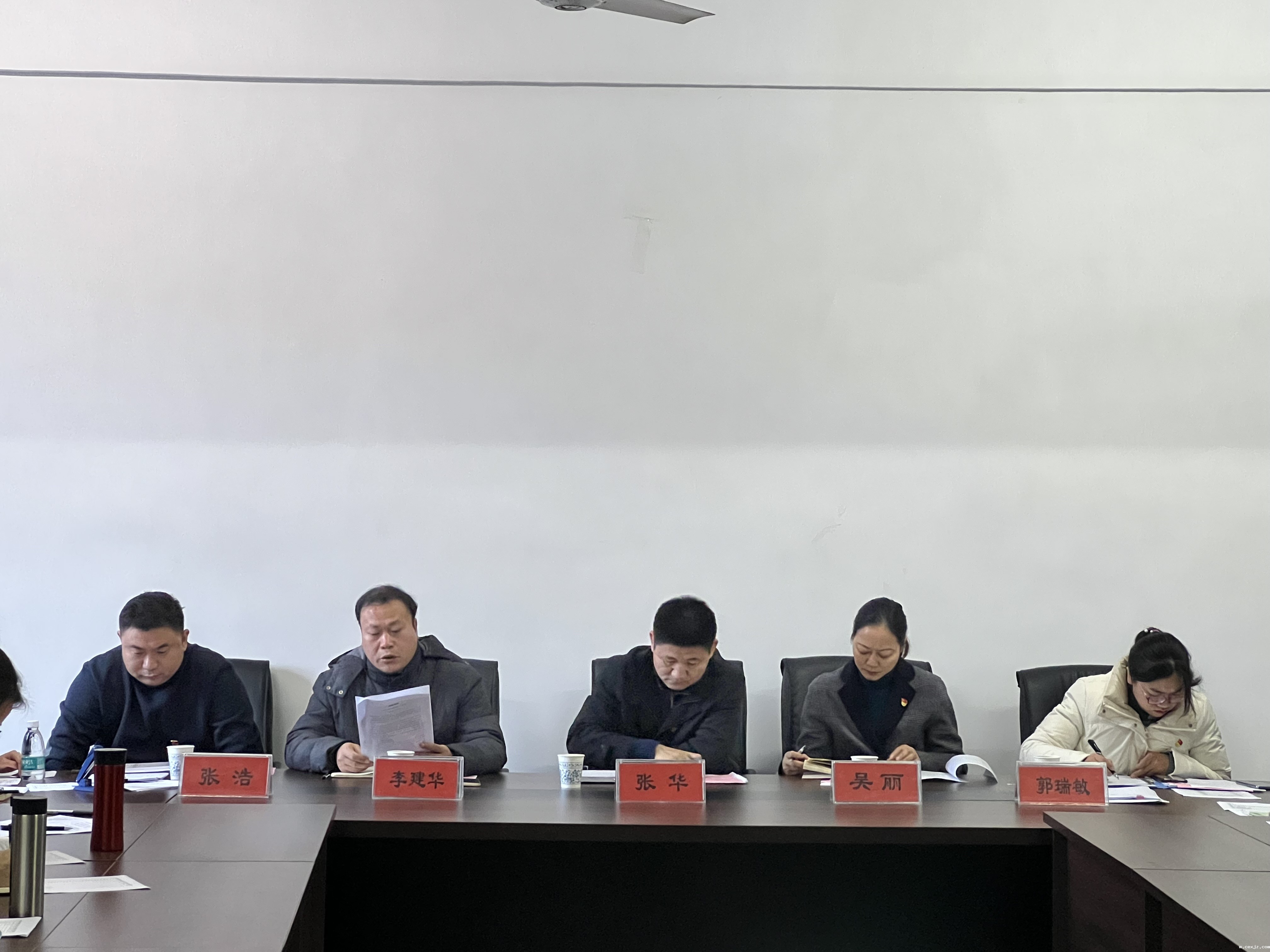 李建华做2021年度述职报告.JPG